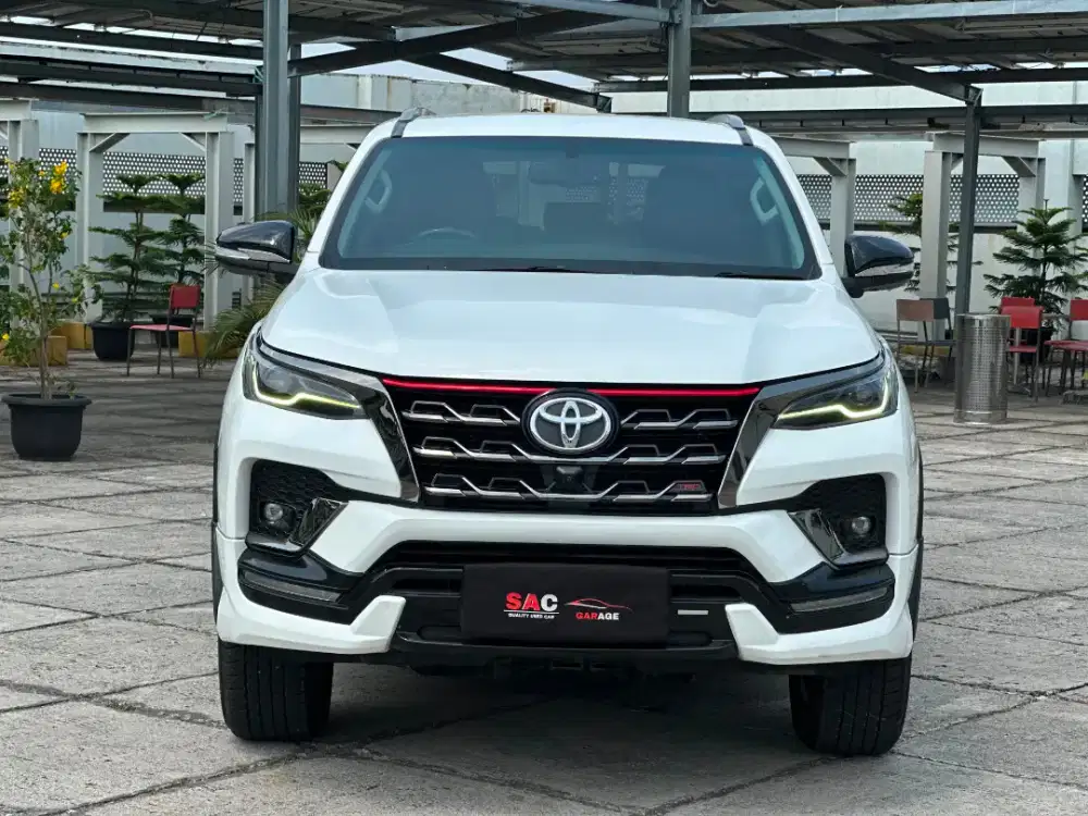 VRZ TRD AT DIESEL LOW KM 58RB THN 2021