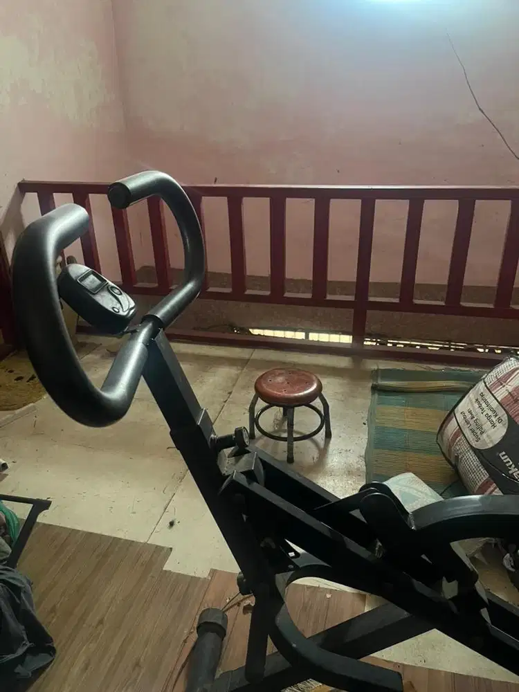 Dijual alat olahraga fitnes power squat