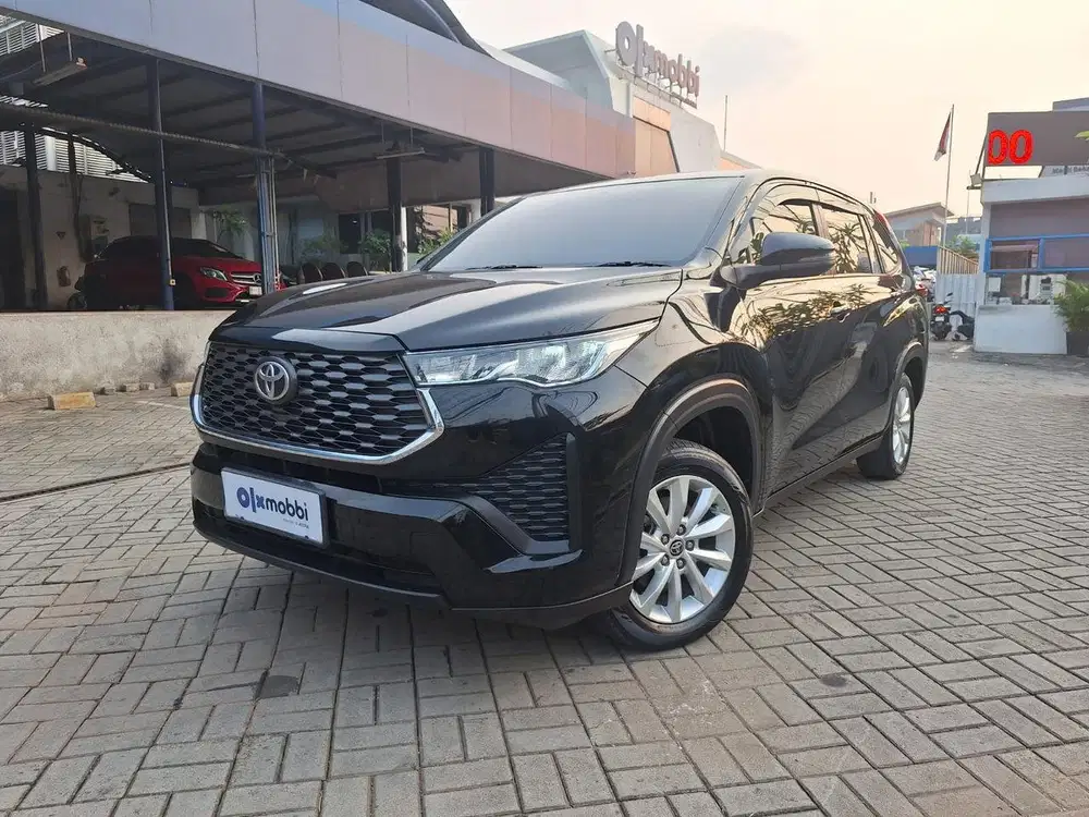 TDP 1 JUTA Toyota Kijang Innova 2.0 Zenix V CVT AT 2025 Hitam CDZVB