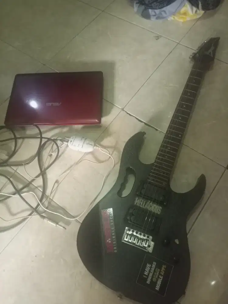 Paket gitar listrik dan laptop USB guitar link