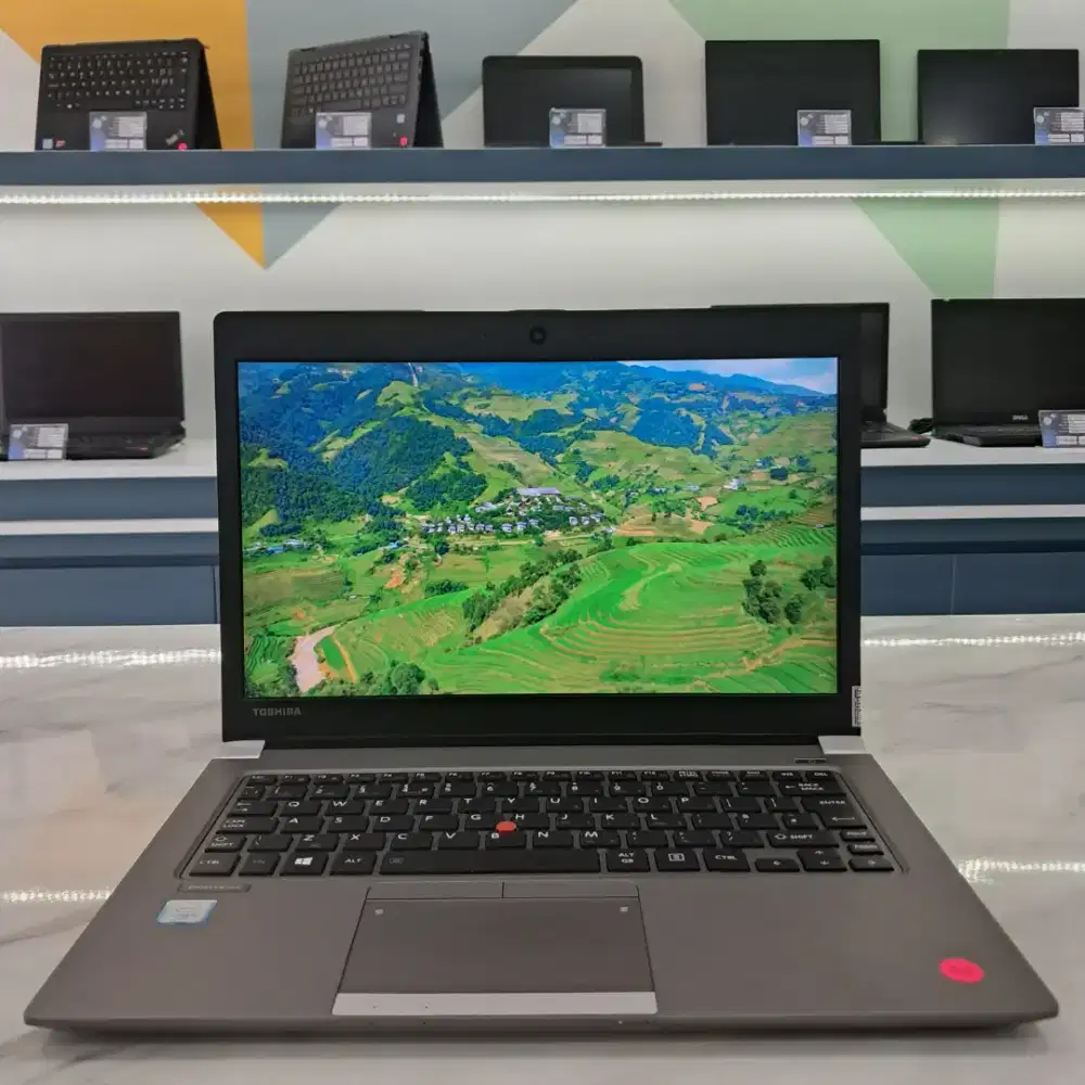 (T05) Laptop TOSIBHA /8G/256GB Cocok untuk pelajar