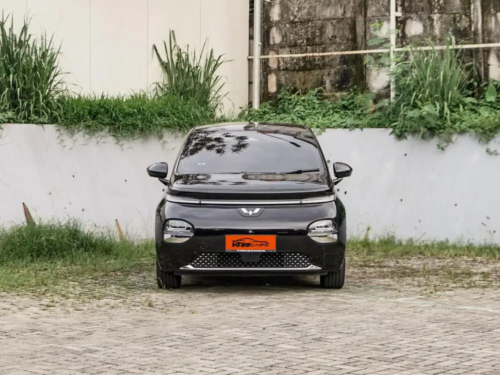 WULING CLOUD PRO LONG RANGE AT 2024 HITAM