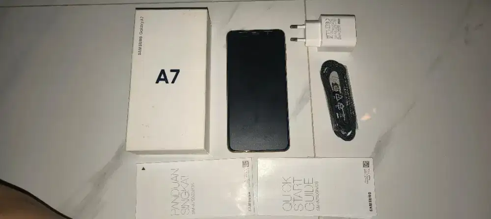 Samsung Galaxy A7 2018 4/64GB Gold