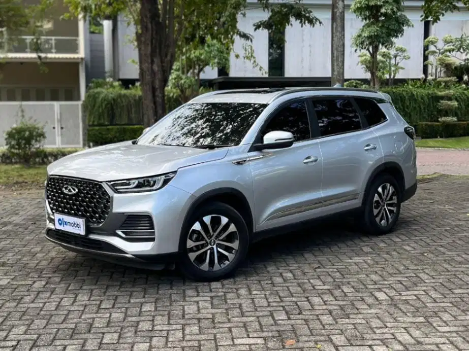 Like New Chery Tiggo 8 Pro 2.0 Premium Bensin-AT 2022 Silver WVE