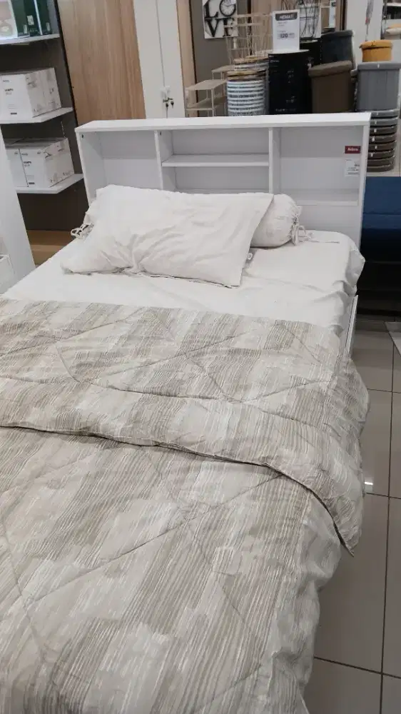 Sakha bed single
