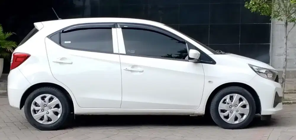 Dijual BRIO SATYA PUTIH 2024, manual plat L