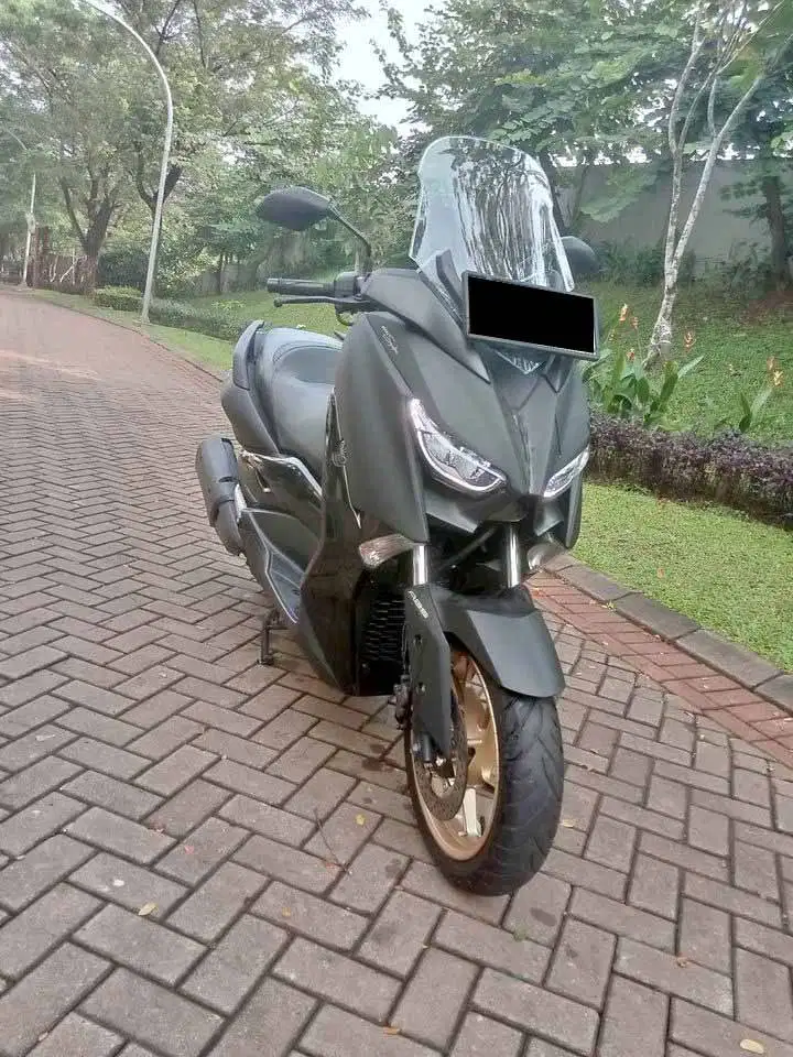 YAMAHA XMAX 2021 ODO 15ribu PAJAK HIDUP