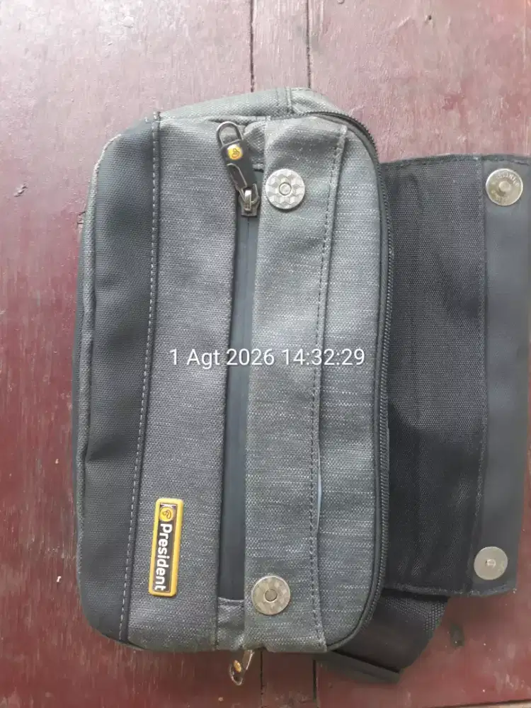 Tas Presiden Pinggang/selempang