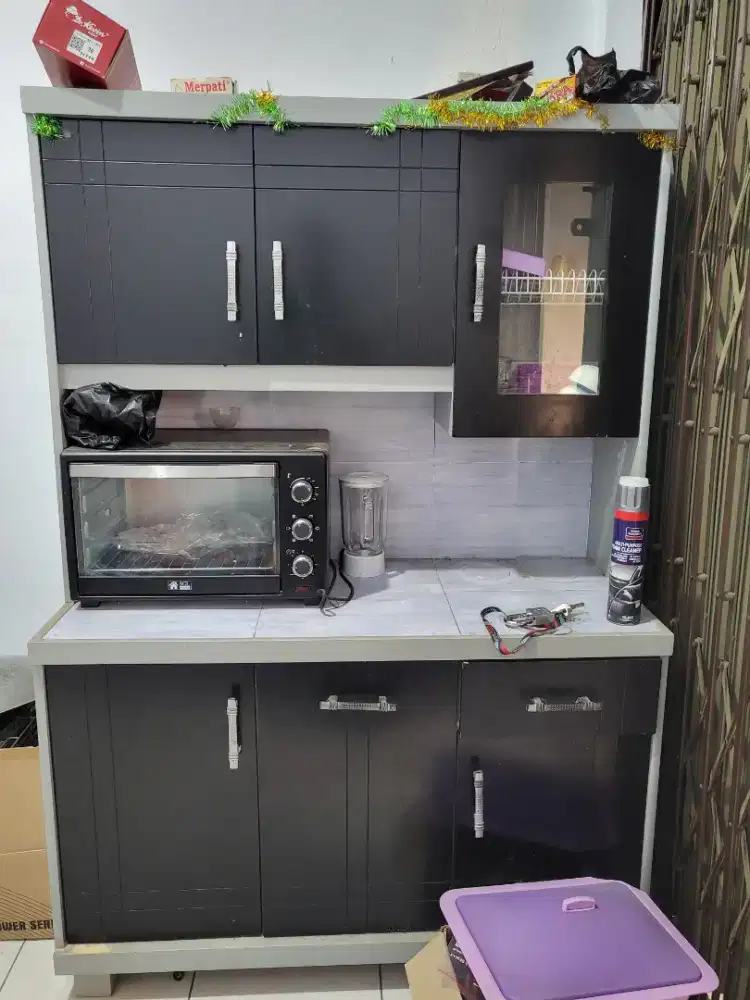 Lemari rak piring oven perlengkapan dapur