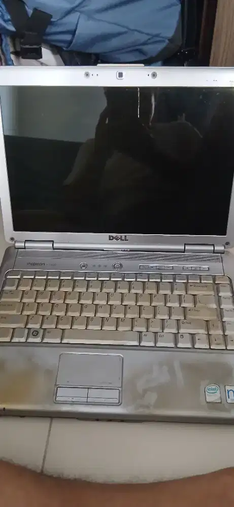 Laptop Dell Baterai Soak/Rusak
