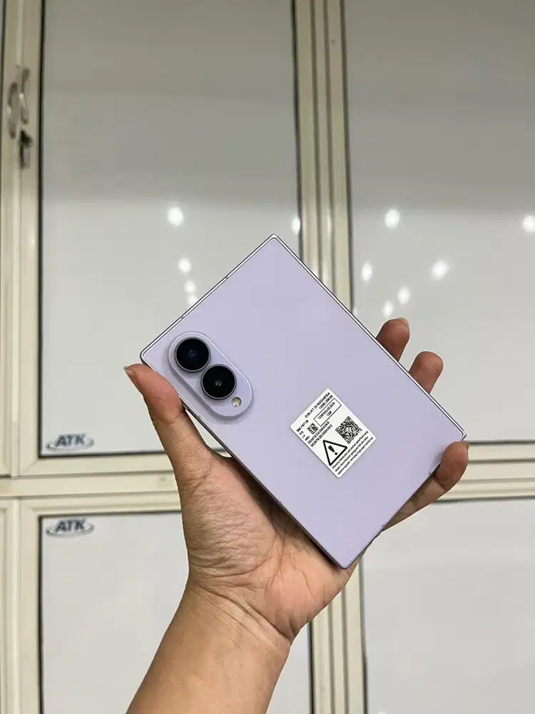 Samsung Zfold 8 512gb Bisa Tukar tambah Hp lama