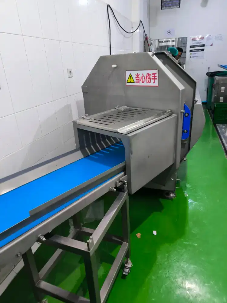 Mesin Slice Daging Beku 200kg/jam