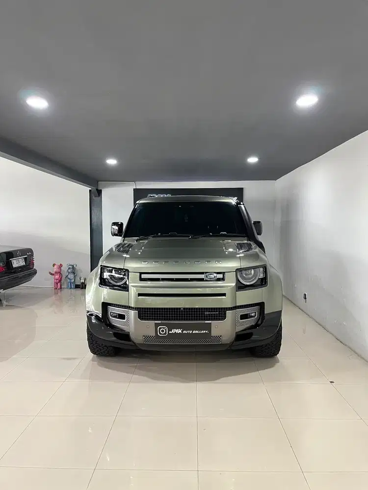 Land Rover Defender 90 P400 X-Dynamic SE (3 Door)