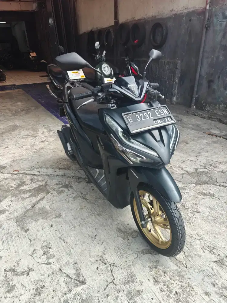 Vario 150  2020 dp 1jt esn dea