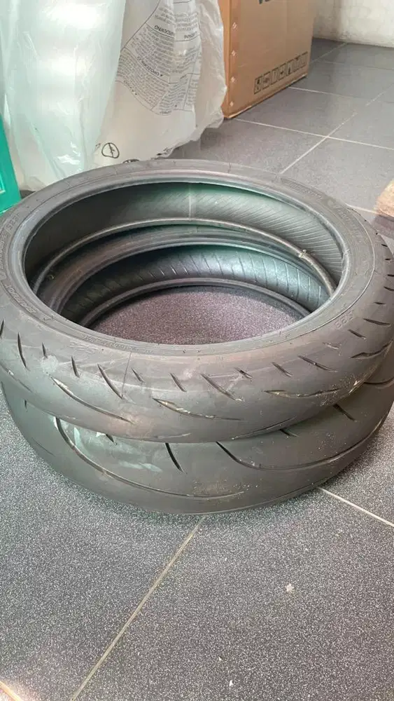 Ban Motor ex Kawasaki Ninja ZX25R