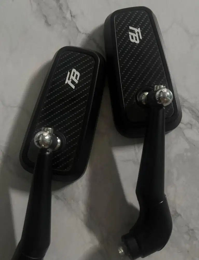 SPION FAST BIKE BLACK CARBON UNIVERSAL MOTOR