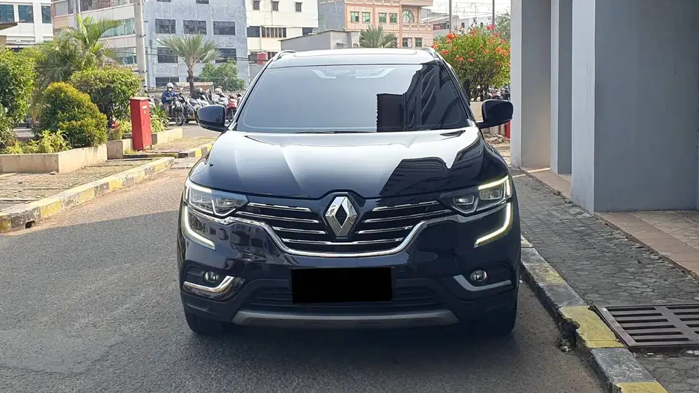 Renault Koleos 2.5 Signature AT Panoramic Hitam Ungu 2019 Low KM 78Rb