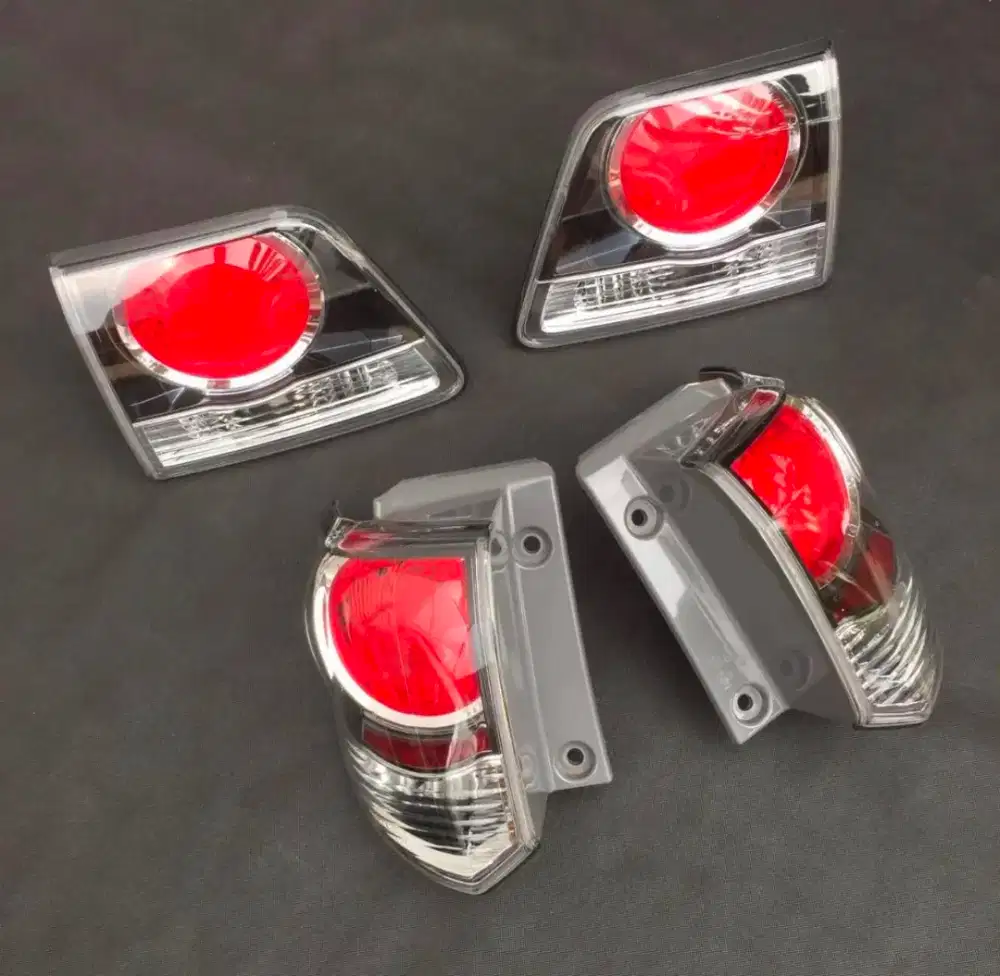 LAMPU BELAKANG FORTUNER VNT TRD