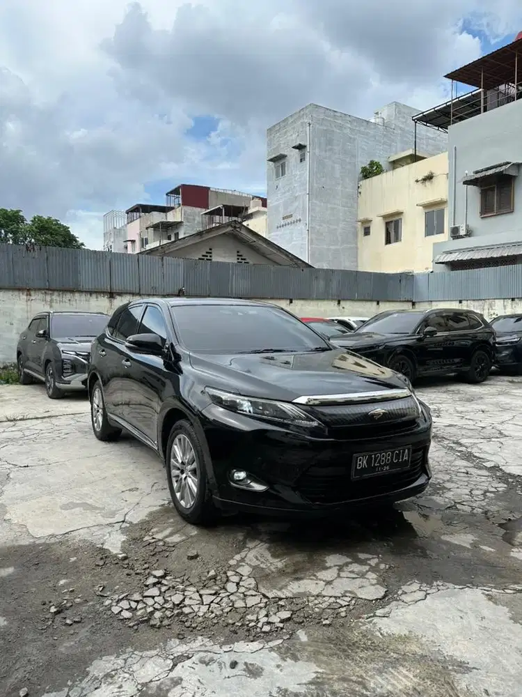Toyota Harrier 2.0 Advance A/T 2014 Murah
