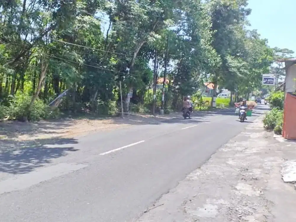 LT 8589 LD65 SEYEGAN Tepi Jalan Raya, Margomulyo Sleman Dekat Polsek Seyegan, Kantor Kecamatan, Dekat Sekolah