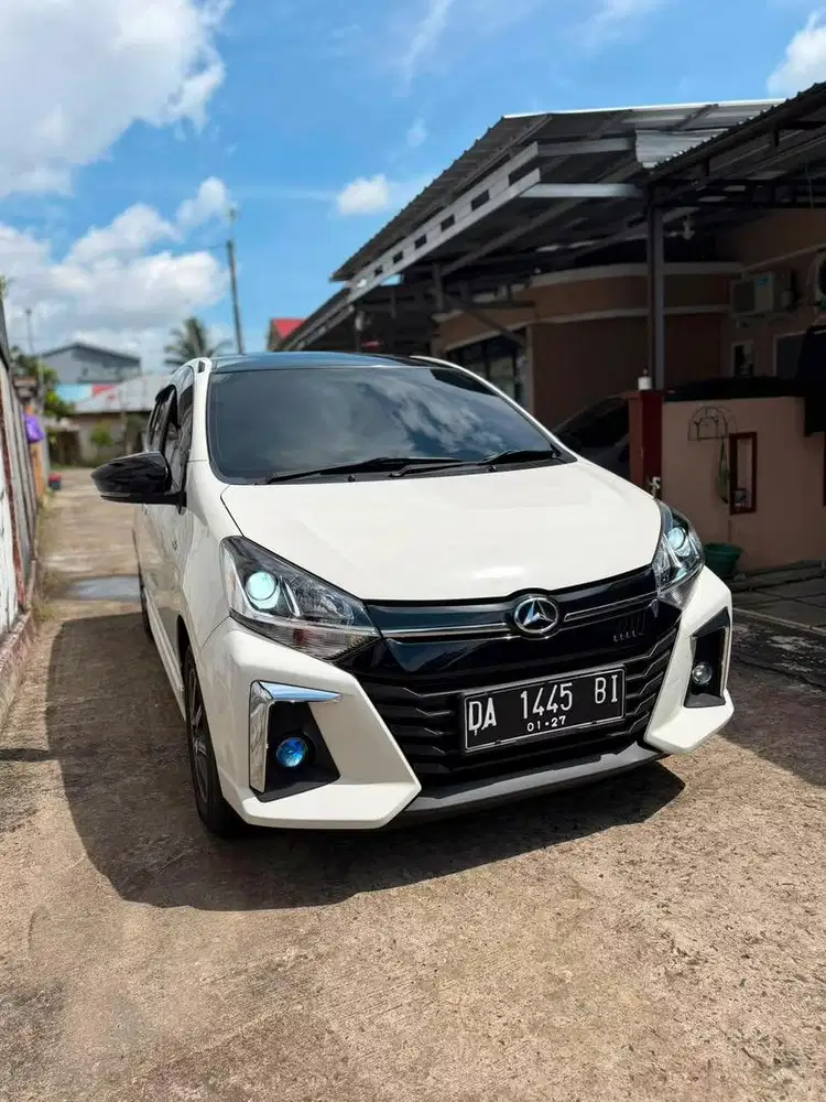 Dijual Mobil Pribadi Ayla Tipe R Manual Km: 36.000 Jarang Dipakai