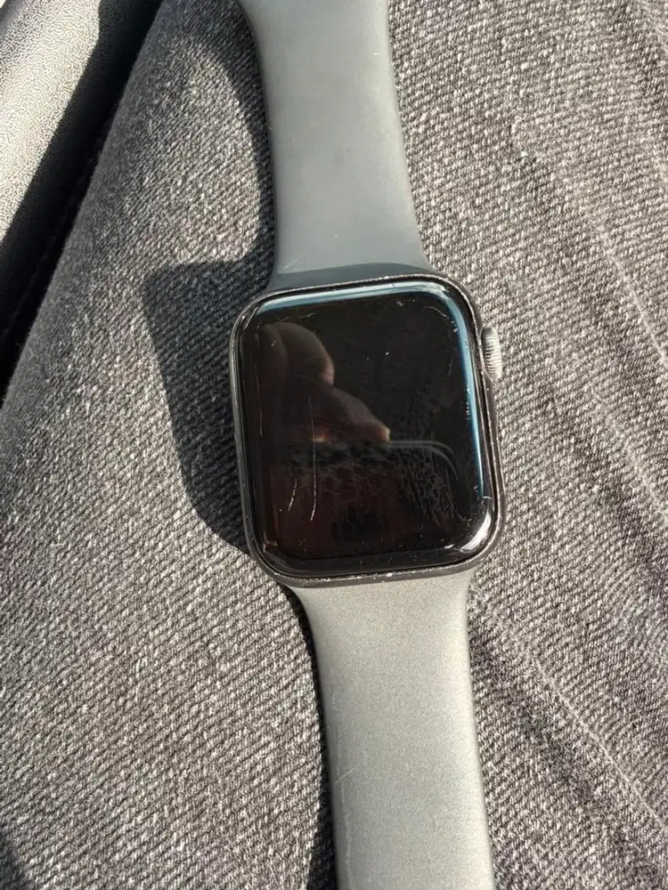 I watch 6 44 mm
