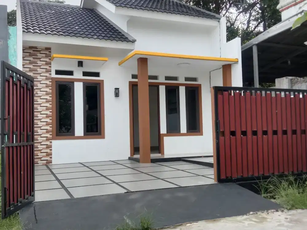 DIJUAL RUMAH MURAH DI DELTA PEKAYON TERDAPAT HALAMAN BELAKANG,BEKASI