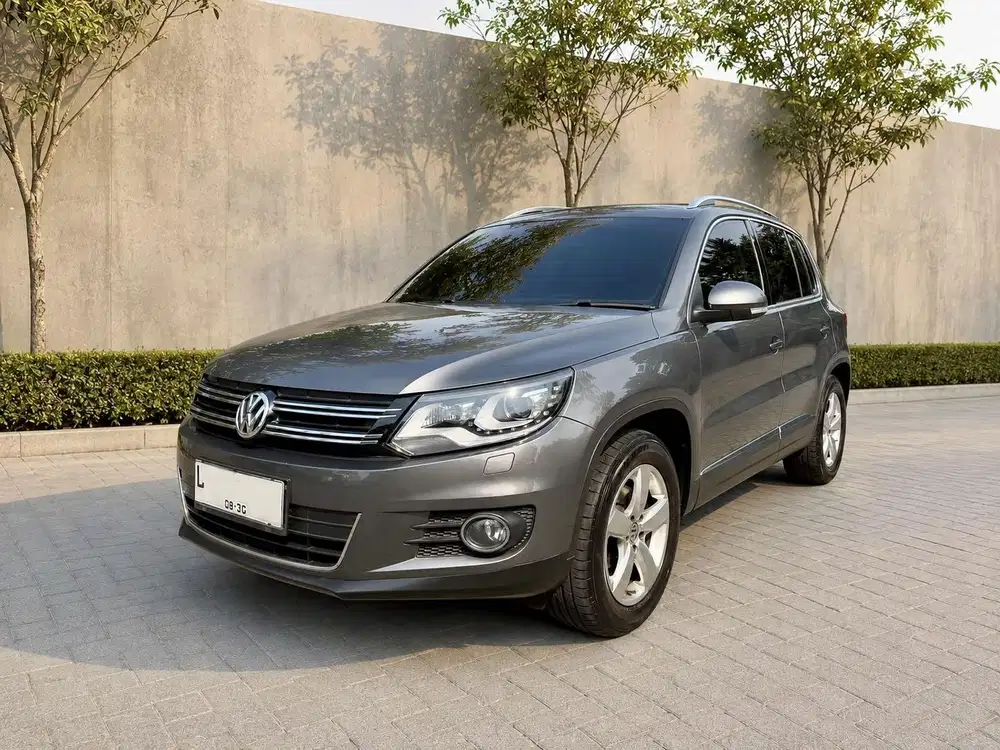 KM50rb! VW Tiguan 1.4 Tsi AT 2015 super istimewa
