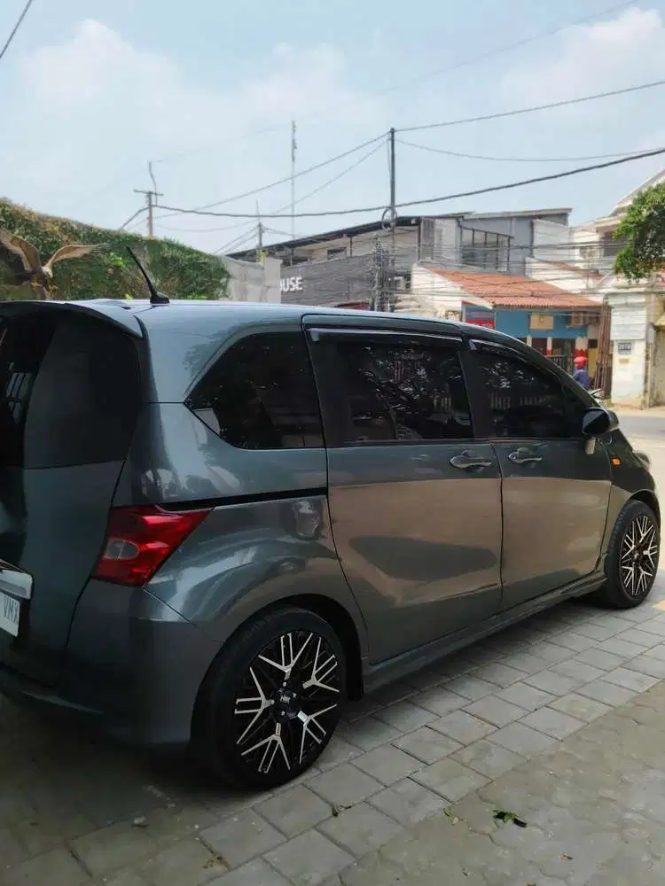 Honda Freed 2011 Bensin