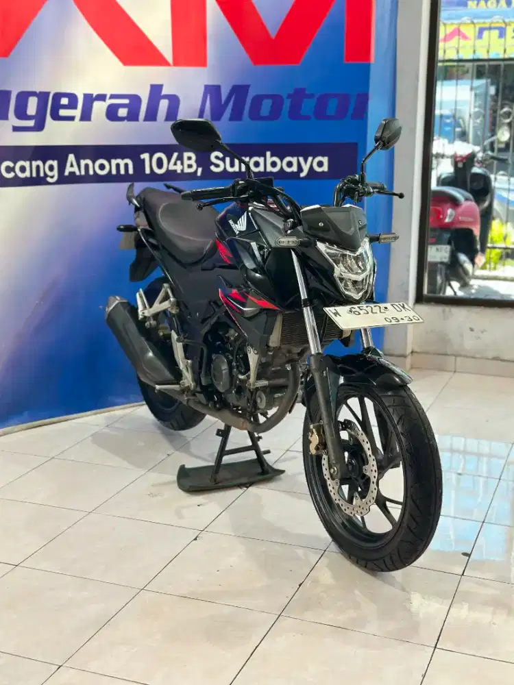 KM rendah Honda CB 150 R STREETFIRE TH 2020 LIKE NEW