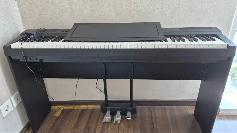 PIANO DIGITAL YAHAMA MODEL P 125