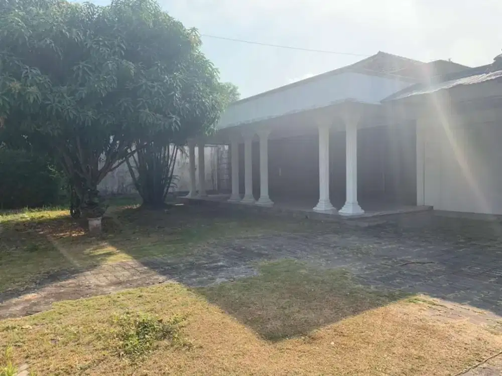 Rumah dan kantor siap pakai di pusat kota