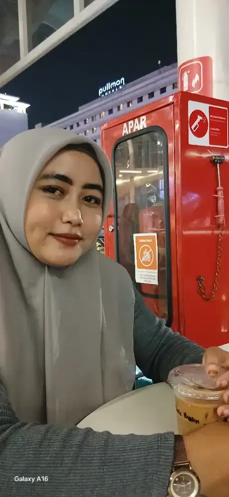 Cari kerjaan apa aja