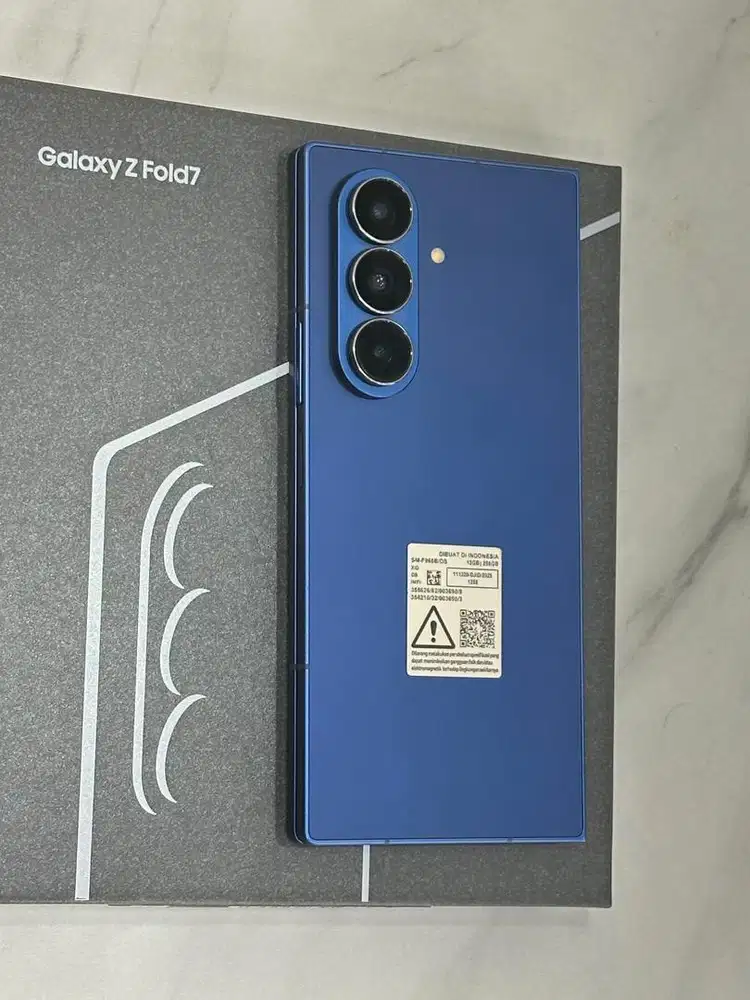 Samsung Zfold 7 12/256 sein