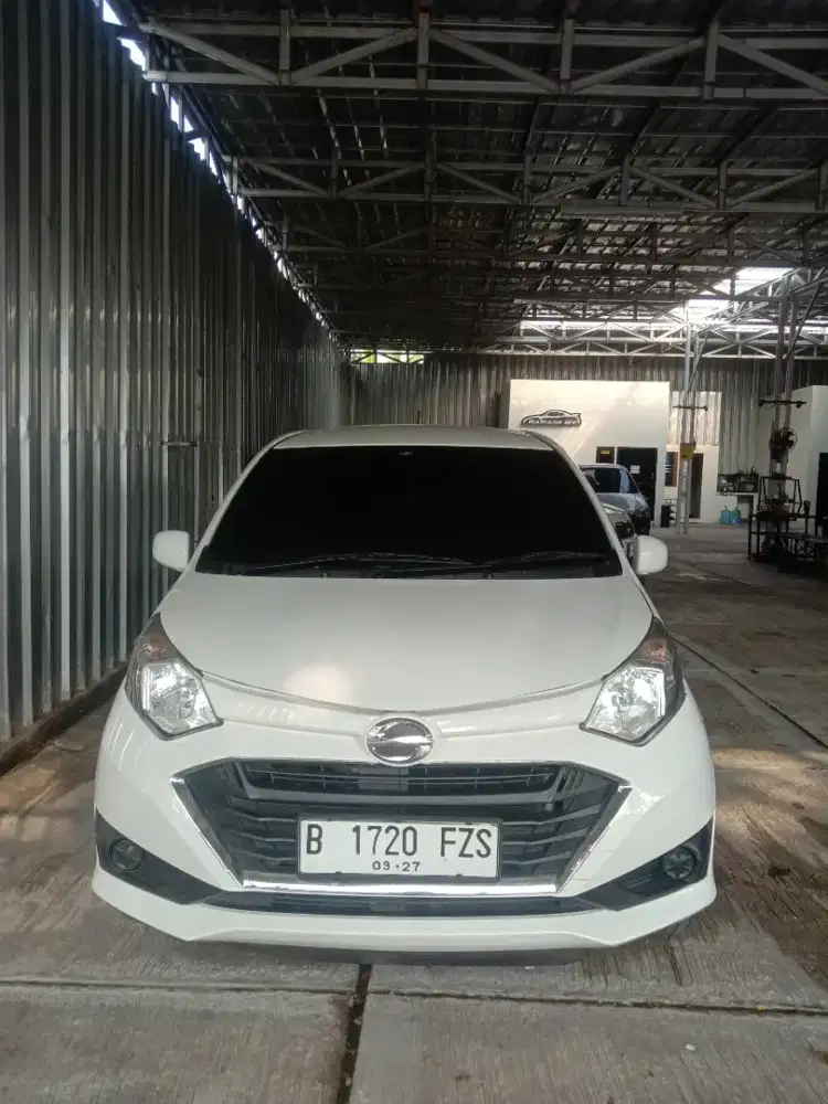 Sigra X Deluxe Matic tahun 2017