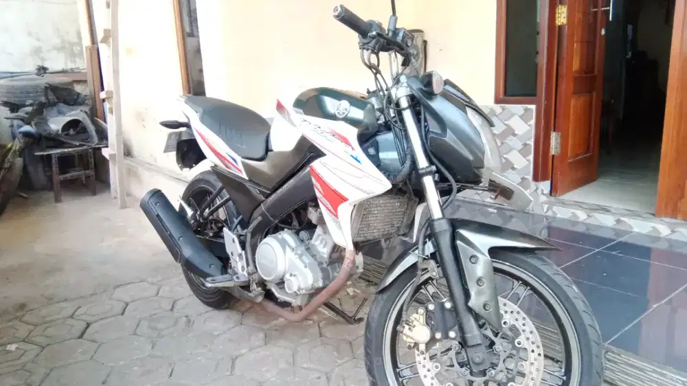 Jual santai Yamaha Vixion th 2014