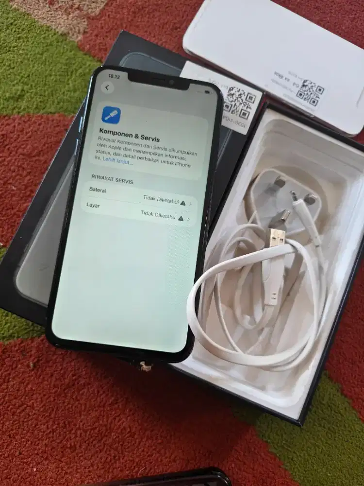 iphone 11 pro max ibox 64 mulus layar gantia  sama batre asli ibox