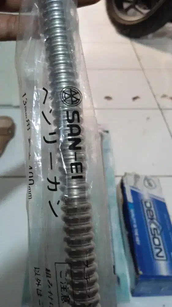 Selang plexible untuk water heater