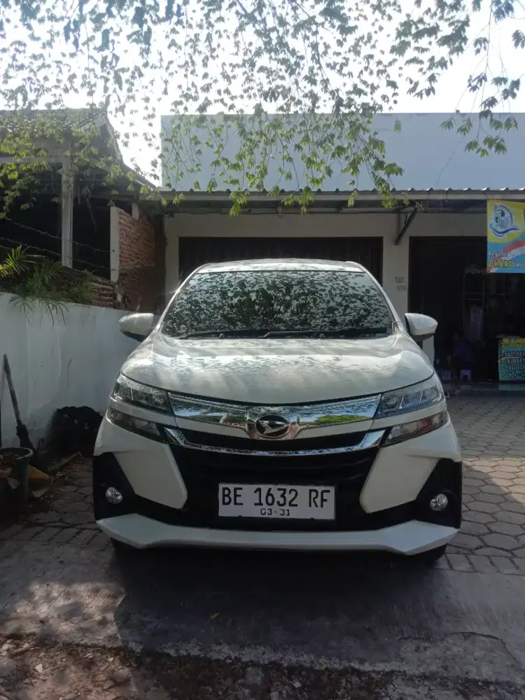 Xenia R Manual 2021