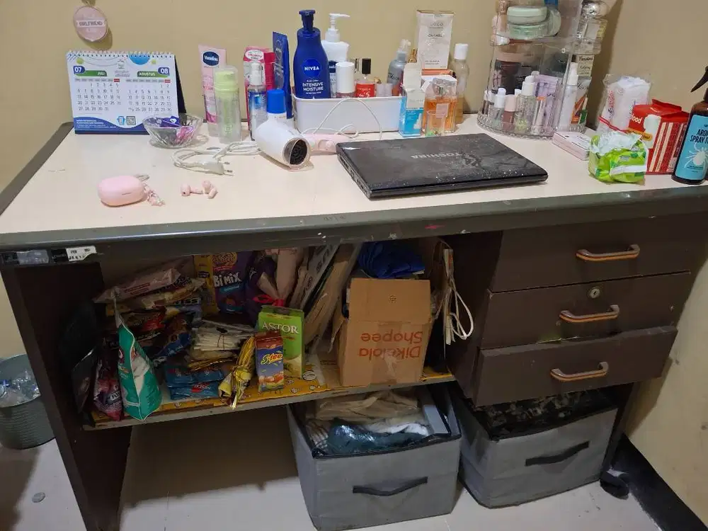 Meja kerja ex kantor