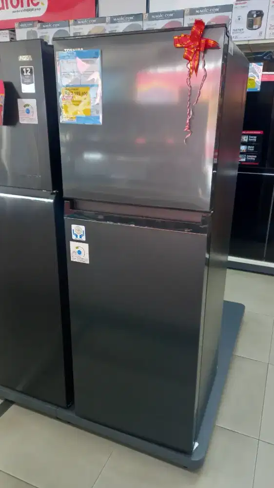 PROMO CICILAN BUNGA 0% HOME CREDIT ( KULKAS TOSHIBA 233 LITER )