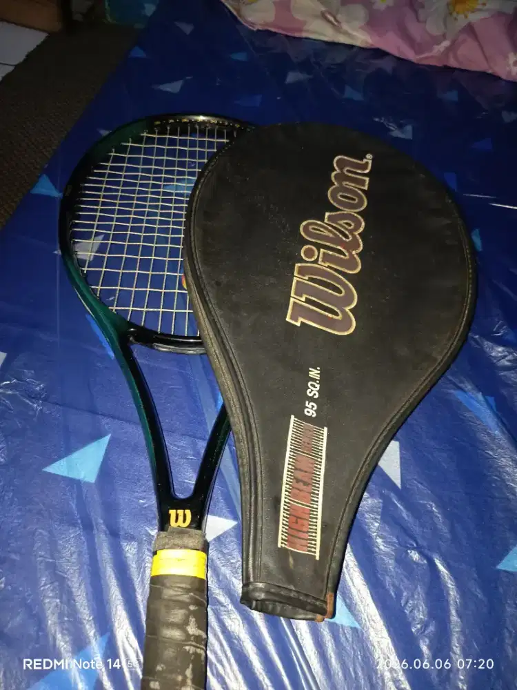 Raket tenis bekas bagus