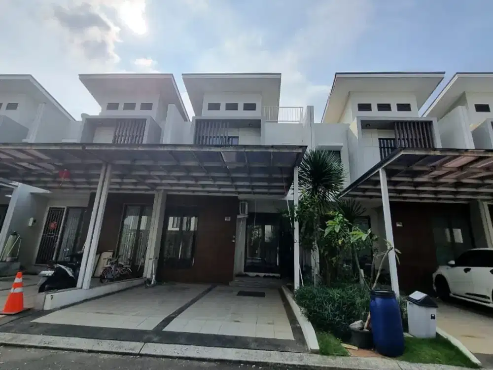 Murah !! DIJUAL RUMAH 2 LANTAI SEMI FURNISHED CLUSTER SHINANO JGC