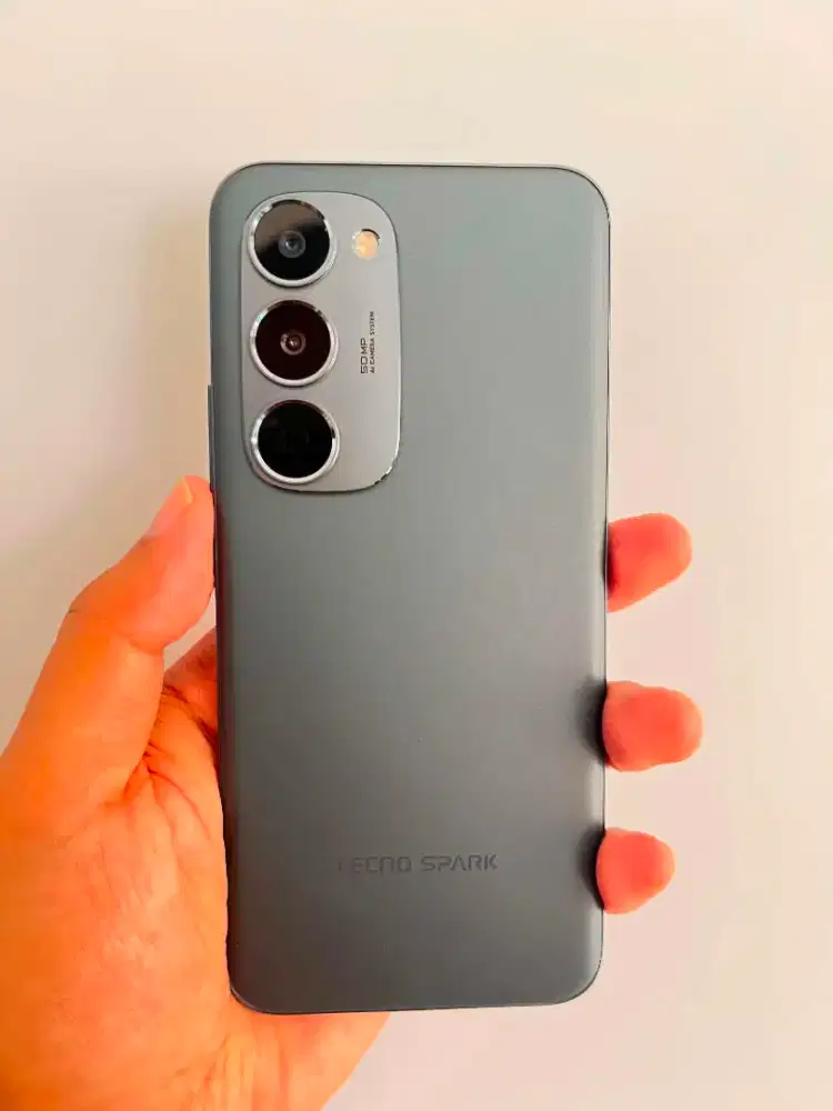 Tecno spark 40 pro plus 8/128gb bekas