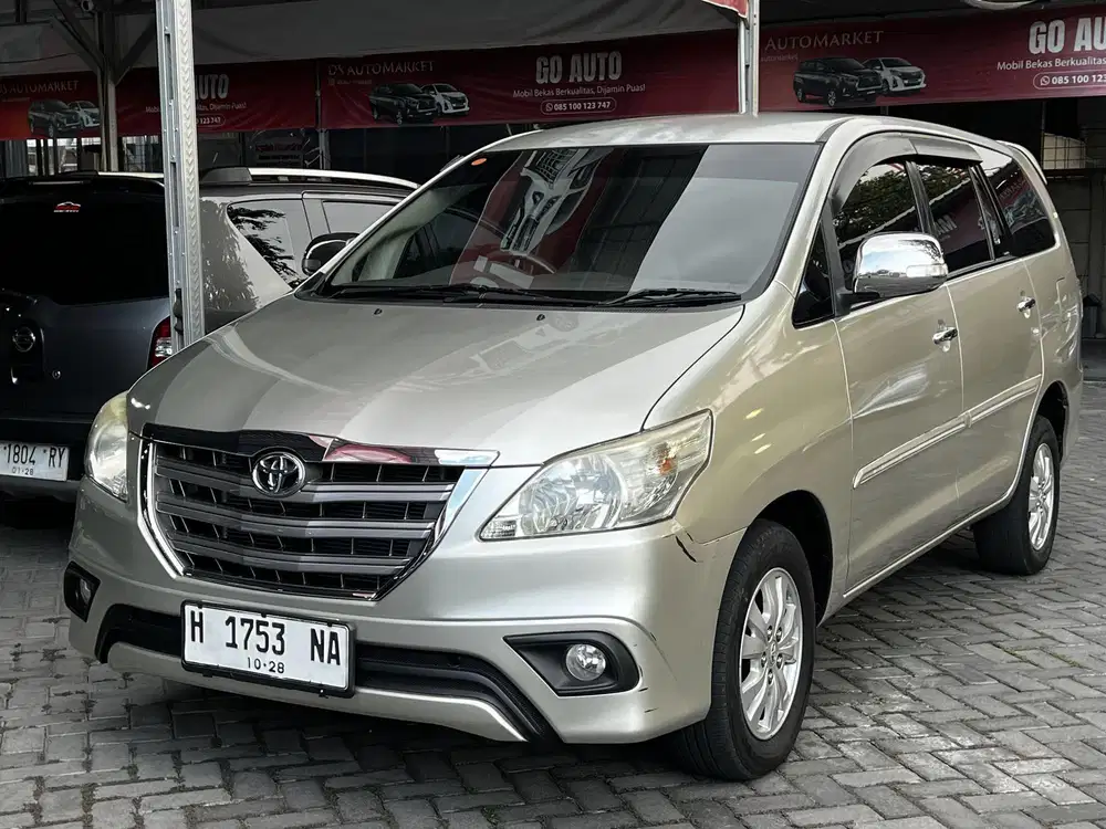 DP 40 JT Toyota Innova G Diesel Solar 2.5 AT Matic