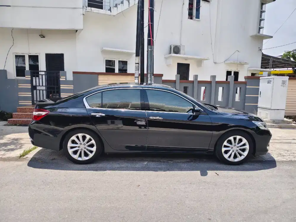 Honda Accord 2017 Pribadi