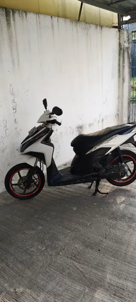 Bismillah... Dijual motor vario 2012