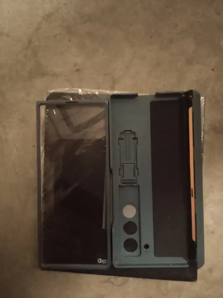 Samsung z fold 6 memori internal 512 GB kondisi mulus bisa nego