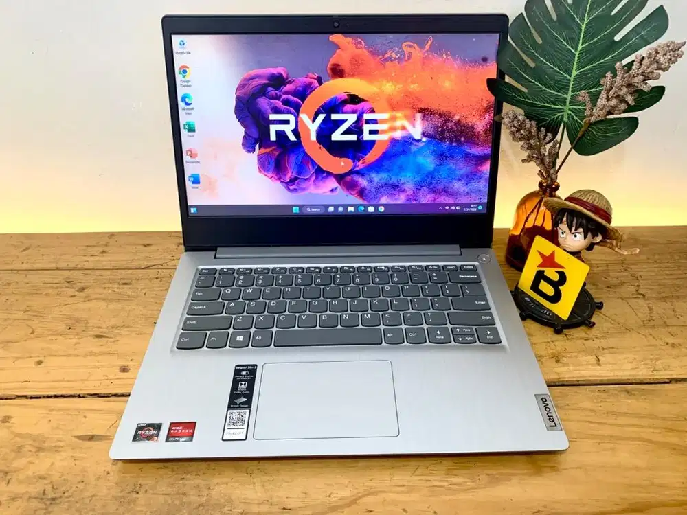 Laptop Lenovo Ideapad Slim 3 AMD RYZEN 3 3250U RAM 8/ 256 SSD kerja