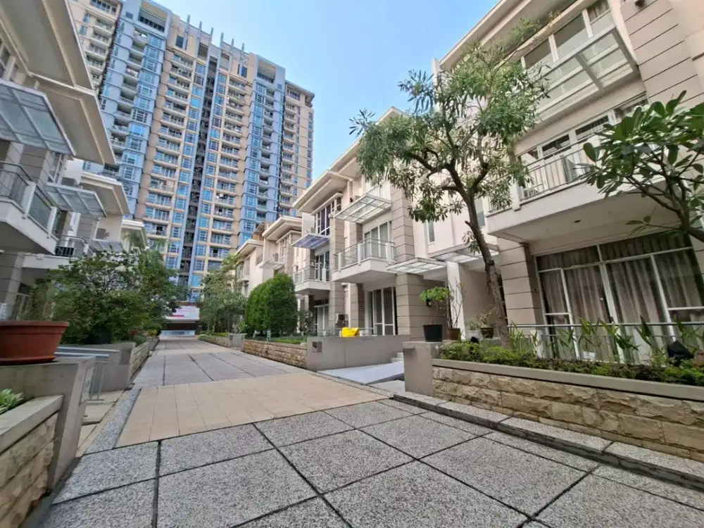 Garden House Cbd Pluit 7X20 Semi Furnished 3 Lantai + Basement